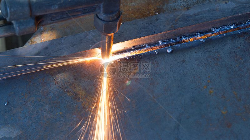 激光切割加工费如何询价：关键点解析